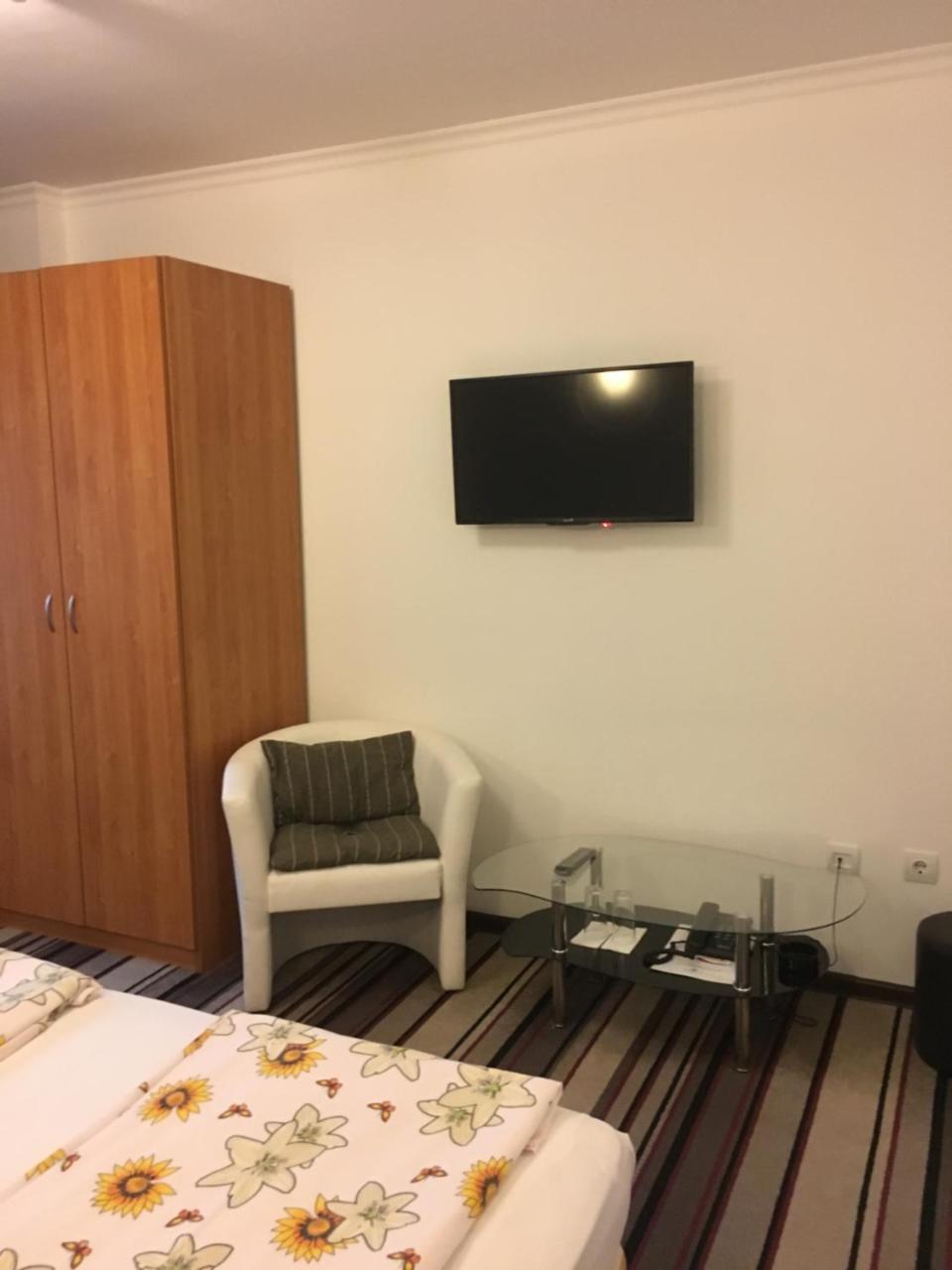 Hotel - Restaurant Chairite Sofia Ngoại thất bức ảnh