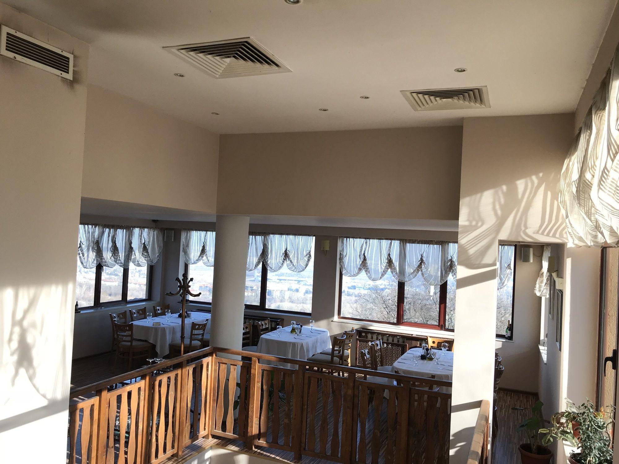 Hotel - Restaurant Chairite Sofia Ngoại thất bức ảnh